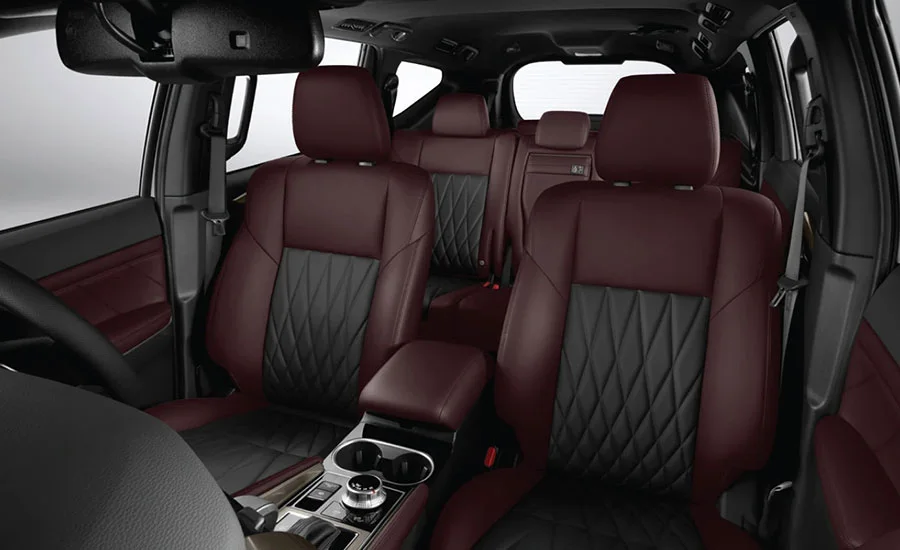 Interior Rental Mobil Mitsubishi Pajero Sport Jakarta - Foto 2