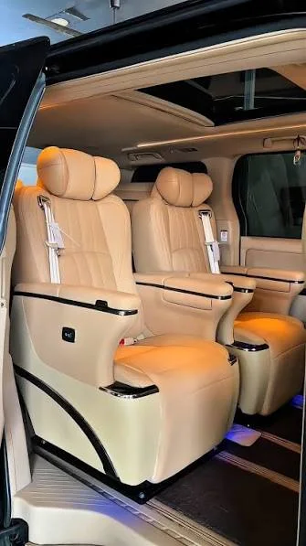 Interior Rental Mobil Toyota Alphard Jakarta - Foto 3