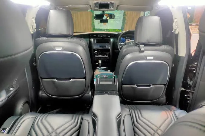 Interior Rental Mobil Toyota Fortuner Jakarta - Foto 4